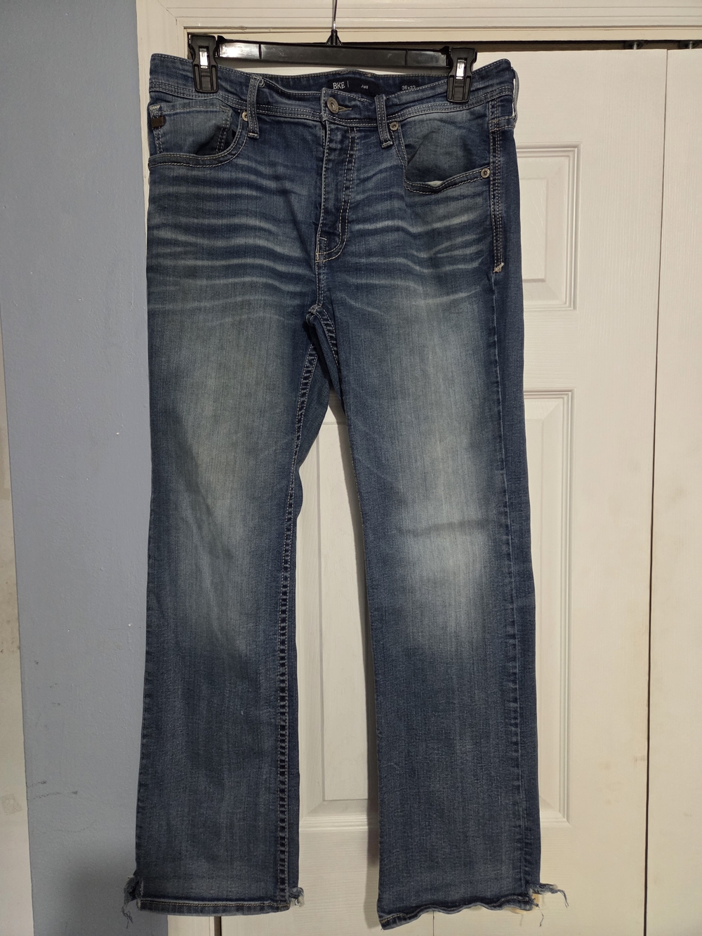BKE Men's Blue Denim Jeans 36x31 Actual Measurement